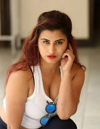 Meera - College Girl Escort Ghaziabad